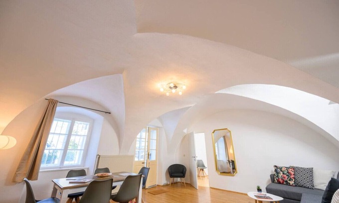 Modling Apartment | City Center Mödling top 1