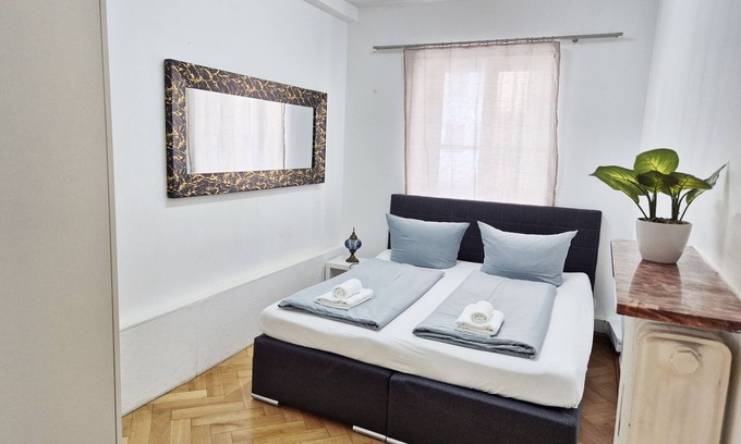 Ludwigsvorstadt-Kliniken Apartment | City Center Stays/AK1-R, Apartment with 2 bedrooms
