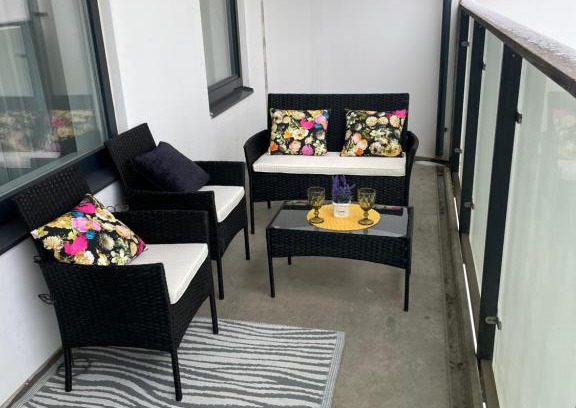Kadriorg Apartment | City Center Tartu mnt - FREE Parking