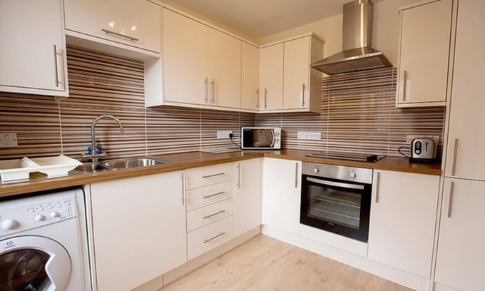 Central Aberdeen Apartment | City Centre Executive Apartment With FF WiFi & Free Parking .