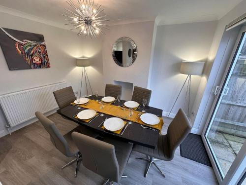 Canterbury House | City centre home in Canterbury with free parking