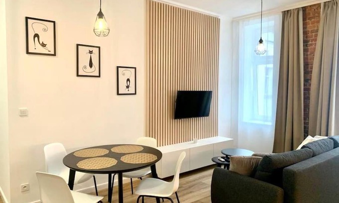 Srodmiescie Apartment | City Centre Prime Apartment
