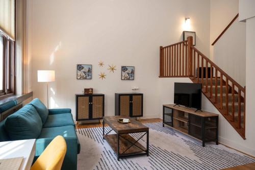 Downtown Apartment | City Council Chambers