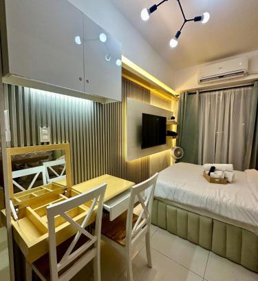 Palanan Apartment | City Nest Makati with Rooftop pool and Free Netflix