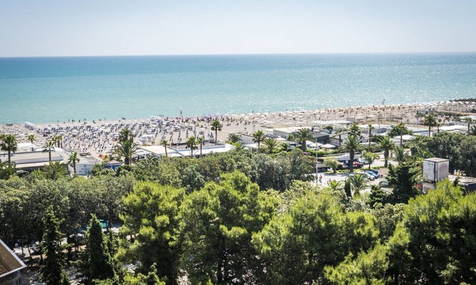Civitanova Marche Apartment | Civitanova, noble apartment facing the sea - Between sky and sea