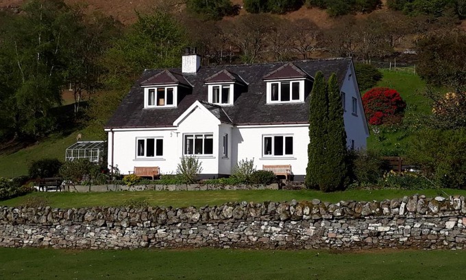 Garve Bed & Breakfast | Clachan Farmhouse B & B