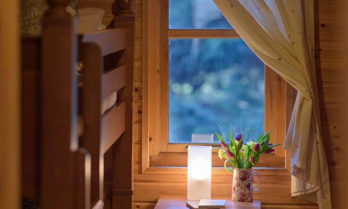Banchory Cottage | Clachnaben - sleeps 6 guests in 3 bedrooms