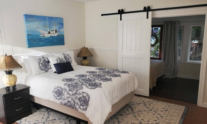Mandeville Bed & Breakfast | Claiborne Suite in Old Mandeville