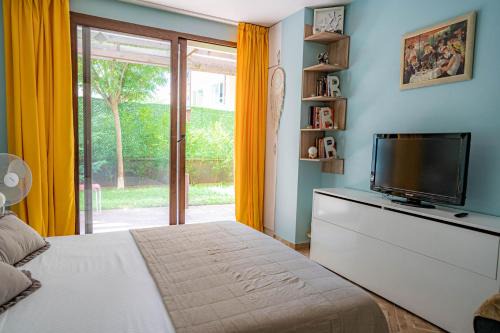 Vitosha District Apartment | Claire Apartment with Garden