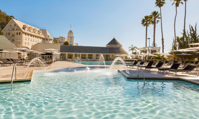 Claremont Hills Hotel | Claremont Resort & Club