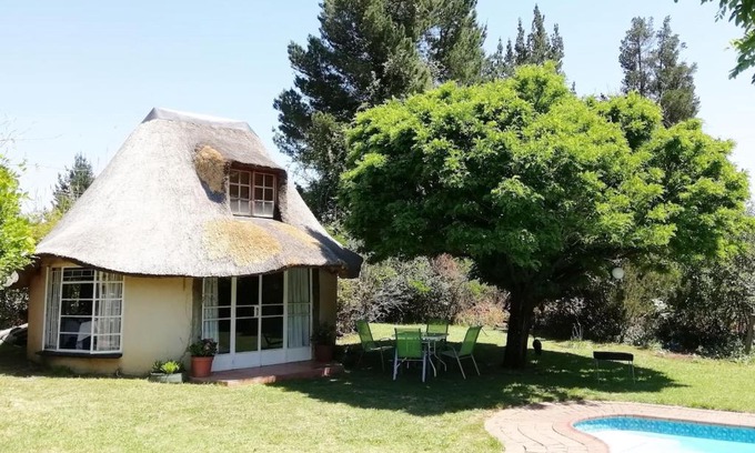 Bethlehem House | Clarens socialites, Thatch Cottage #1