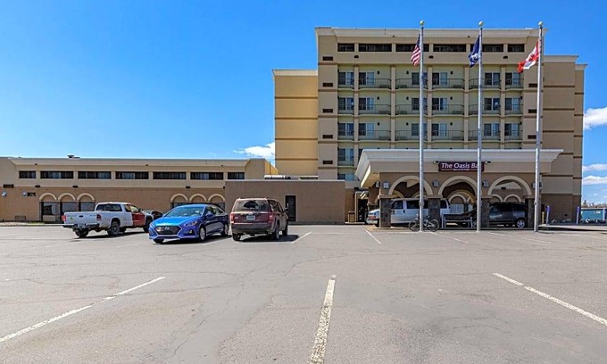 Minot Hotel | Clarion Hotel Convention Center