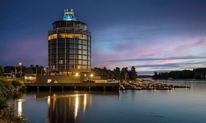 Kenora Hotel | Clarion Lakeside Inn & Conference Centre