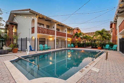 Tampa Hotel | Clarion Pointe Tampa-Brandon Near Fairgrounds and Casino