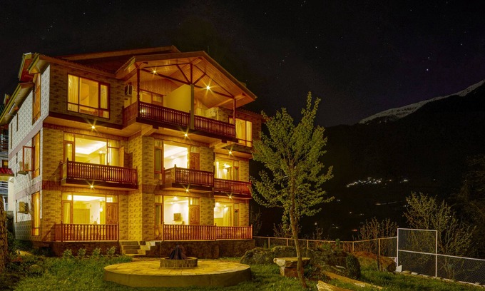 Jagatsukh Hotel | Clarks Inn Suites Manali