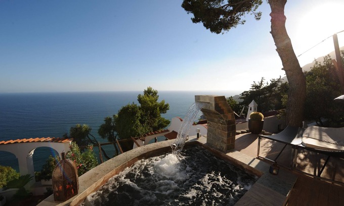 Faro Villa | Claro de Lua Villa 5 suites seaview San Felice Circeo