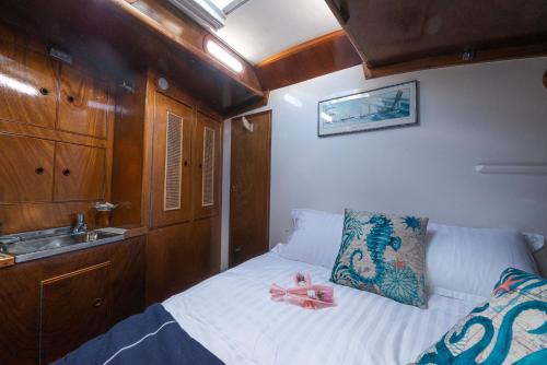 Fontvieille Boat Rental | Classic Boat Monte-Carlo