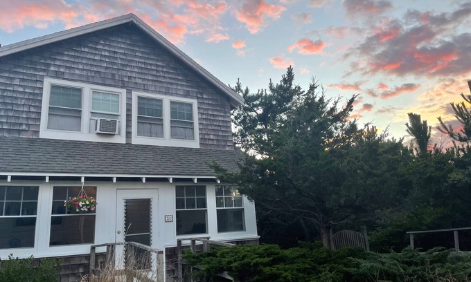 Seaview Cottage | Classic Fire Island! Adorable Seaview Cottage - 2nd house from the beach.