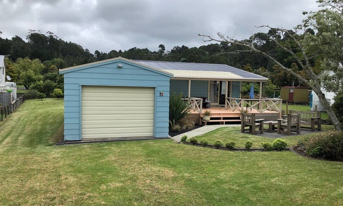 Cooks Beach House | Classic Kiwi Bach on large section , close to shops and beach