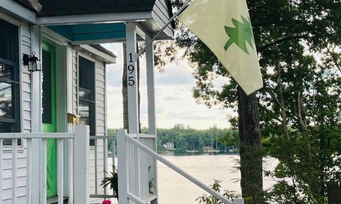 Windham Cottage | Classic Maine waterfront cottage on pristine Highland Lake Windham/Falmouth