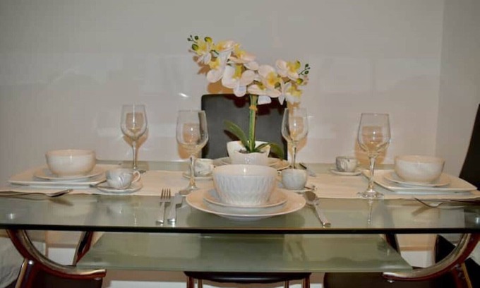 Milton Keynes Apartment | Classy City Centre Apartment