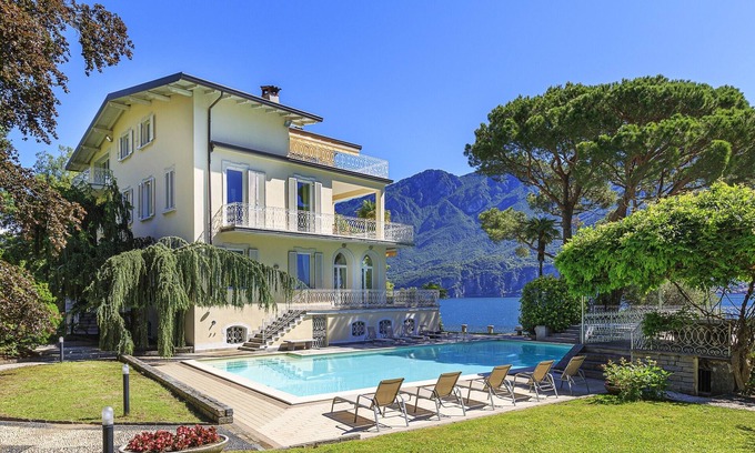 Vassena Villa | Classy villa with pool and a garden right on the lakeshore! - Villa Laurenza