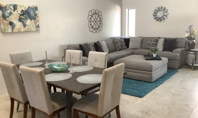 Prince Tucson House | Clean and Quiet Central Tucson Retreat