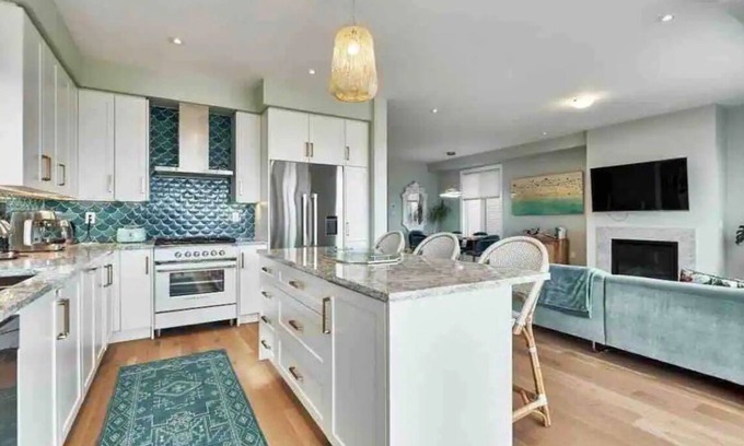 Whitby House | Clean & bright + Close 2 spa/parks & GREAT for kids