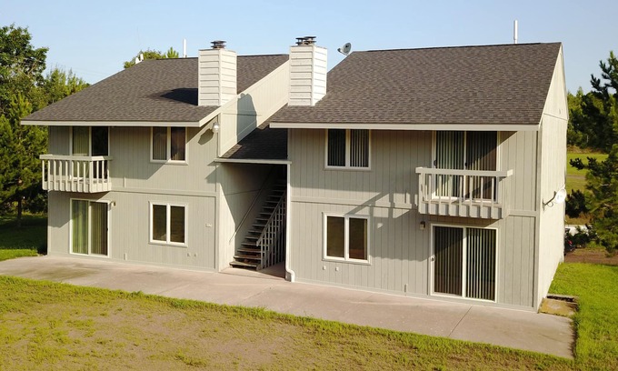 Wakefield Apartment | Clean, Comfortable and Quiet Condo at the base of Jackson Creek Summit