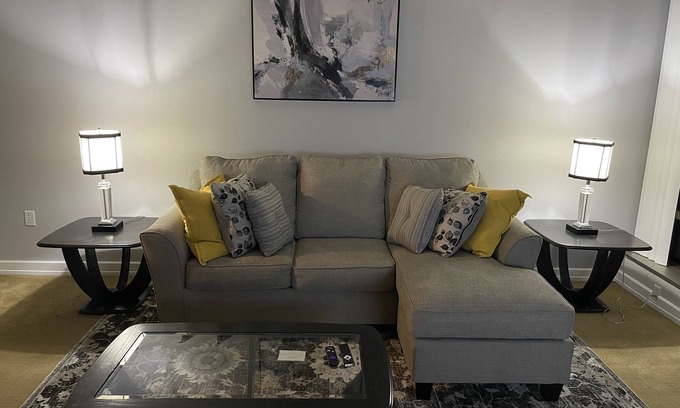 Wilmington Condo | Clean cozy one bedroom condo in Wilmington