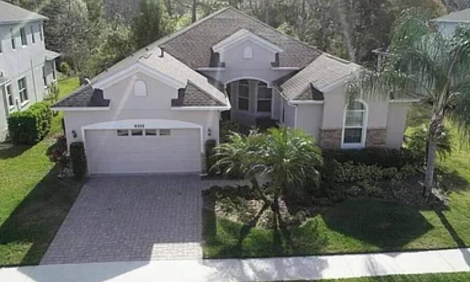 Land O' Lakes House | Clean, homey, spacious home in a gated community with beautiful amenities.