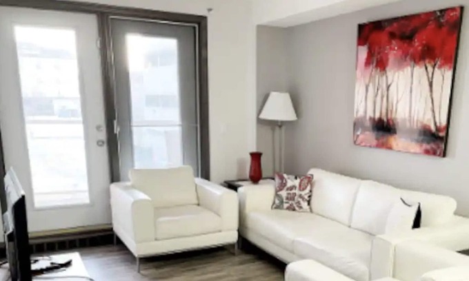 Fort McMurray Apartment | Clean, Quiet Downtown Condo (Close To Keyano)