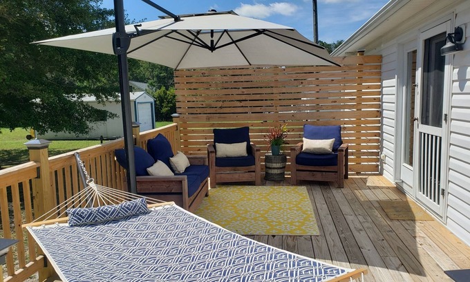 Hampstead House | Cleanest place to lay your head-Relax and Recharge @ The Break-Away!