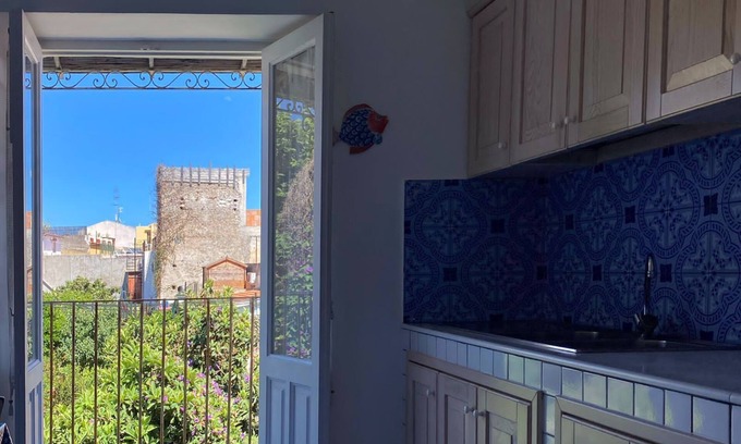 Lipari Historic Centre House | CLEAR HOUSE in the center