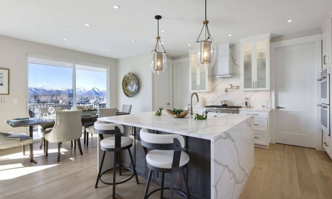 Heber House | Clear View Escape: Lux Home|Private Hot Tub