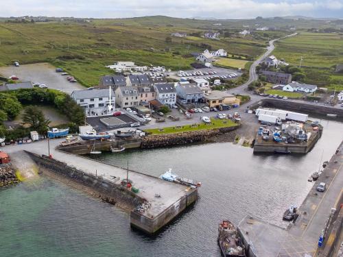 Cleggan Apartment | Cleggan Pierside Apt 1