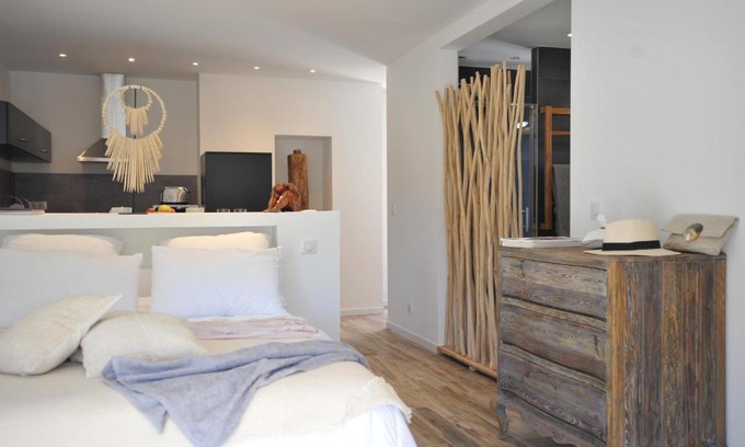 Lecci Apartment | Clemente en aparté sud