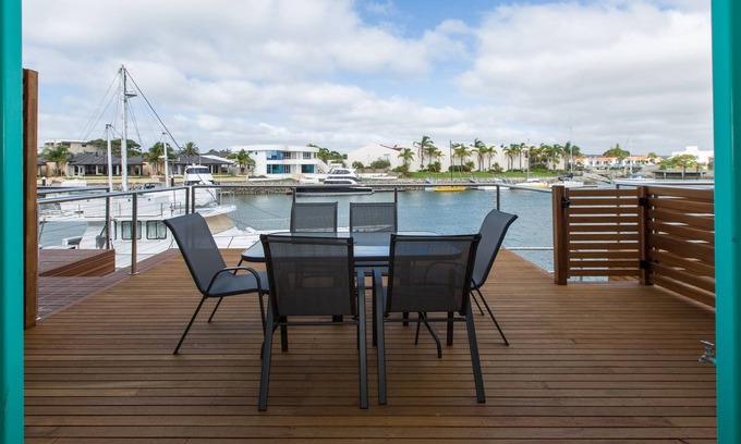 Port Lincoln House | Clementines Townhouse
