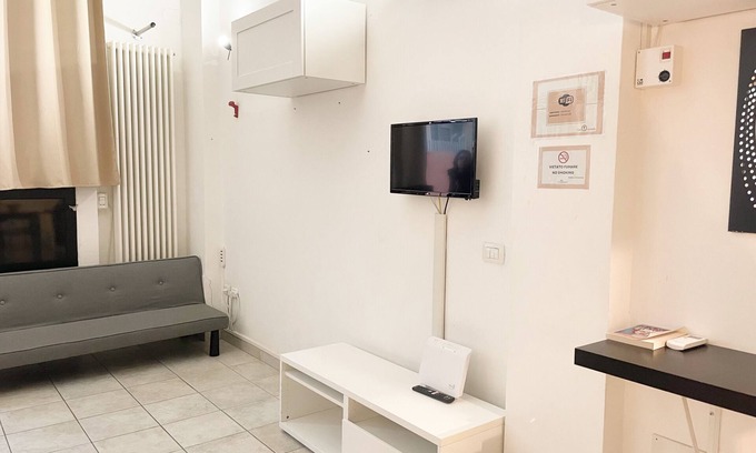 Ancona Apartment | Cleo Margaret