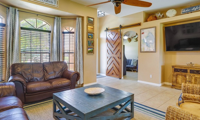 Clewiston House | Clewiston 'Bluegill' Home Rental w/Fishing Pond!