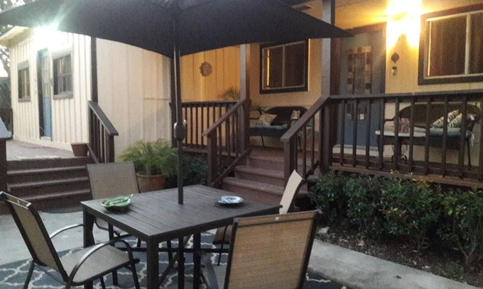 Bacliff House | Clifton By The Sea Bungalow-2 Miles from Kemah Boardwalk- Pet Friendly