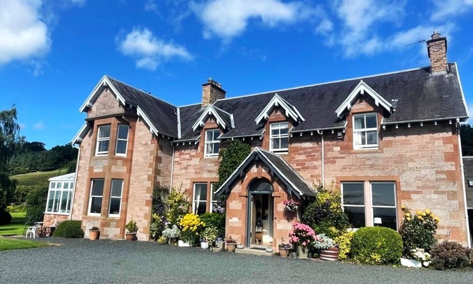 Melrose House | Clint Lodge