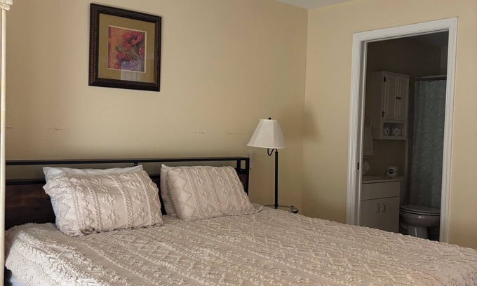 Park East Villa | Close to Beaches, Downtown, everything Sarasota