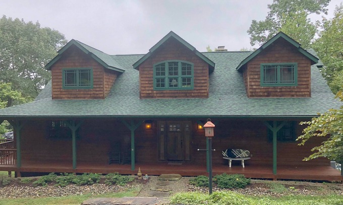 Westlake Corner House | Close to Bridgewater, Gentle slope, Awesome Dock