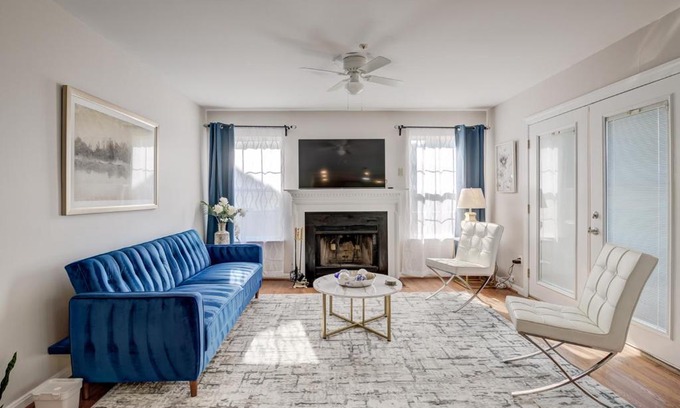 Hillcrest Heights Villa | Close to DC Excellent location.