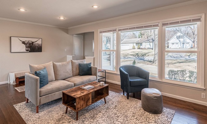 Westwood Hills House | Close to Plaza Centrally Located Home