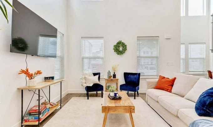 Lehi House | Close to Thanksgiving Point, Pet-Friendly!