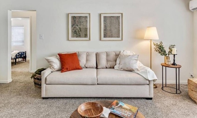 Bountiful Apartment | Close to Viewmont High School,Pets are Allowed