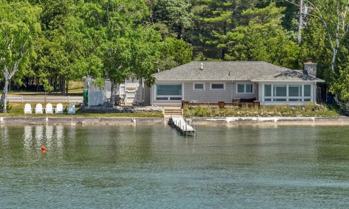 Lake Township House | Cloud Nine on Crystal Lake