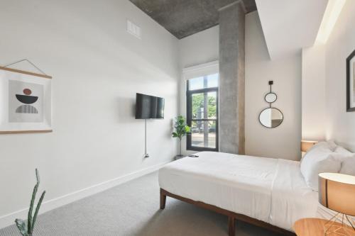 Highland House | Cloud Nine Retreat | Espadin LoHi